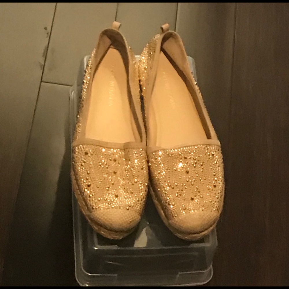 Stuart Weitzman Gold Espadrilles Size 11M